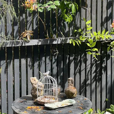 ラ デペンダンス *