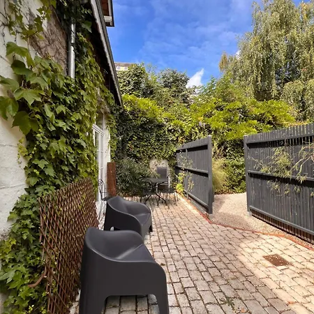 La Dependance * Tours