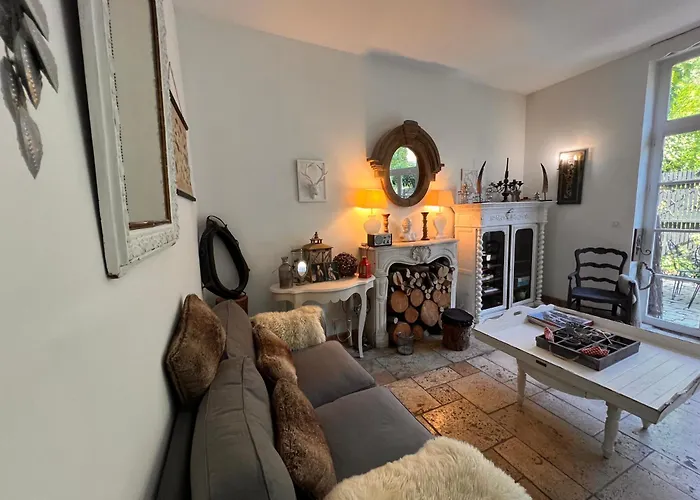 La Dépendance * Tours